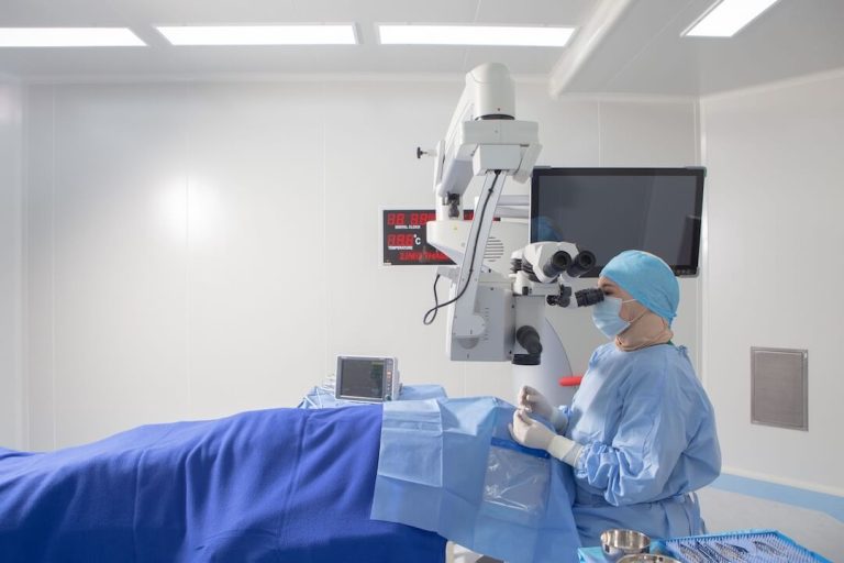 11 Pantangan Setelah Lasik Mata: Ini yang Boleh & Tidak Boleh Dilakukan